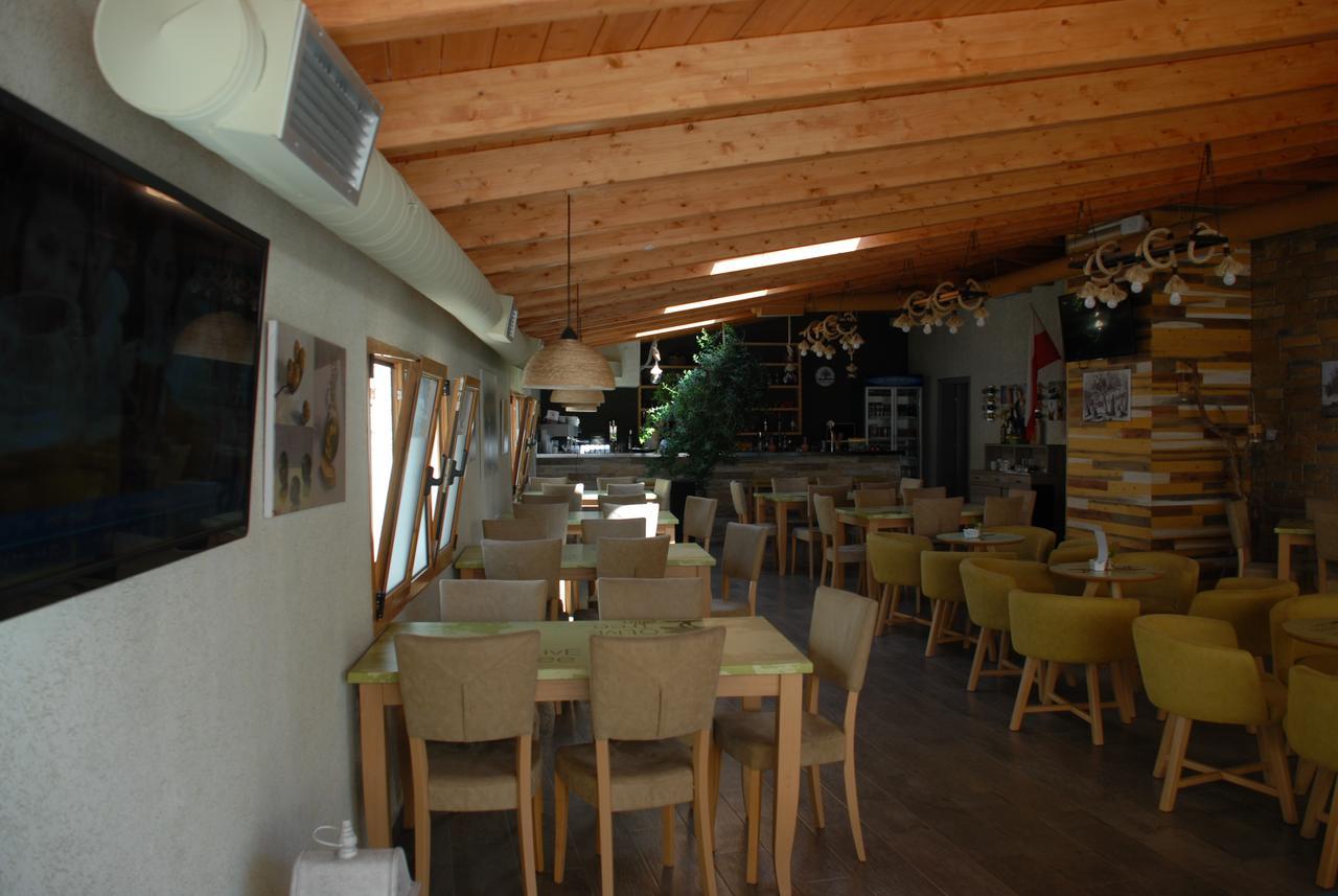 Olive Tree Hotel Sarandë Exterior foto